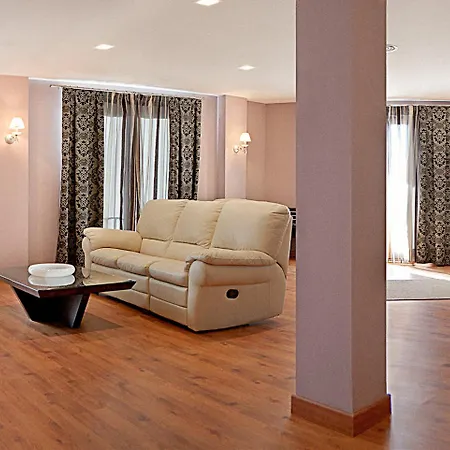Campos De Hotel 4*