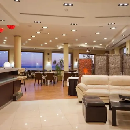 Hotel Campos De