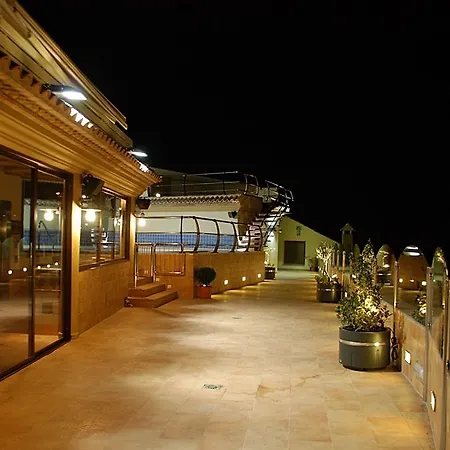 Hotel Campos De 4*
