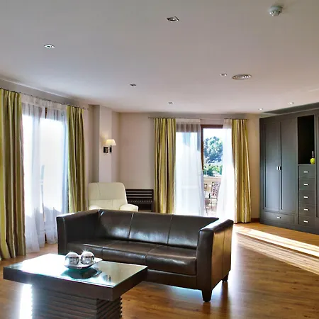 Campos De 4* Baeza