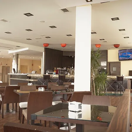 Hotell Campos De 4*